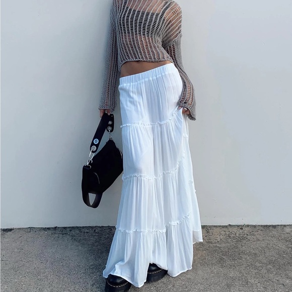 Princess Polly Dresses & Skirts - Princess Polly maxi skirt